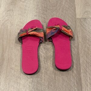 Havaianas Fuchsia Sandals with Colorful Straps